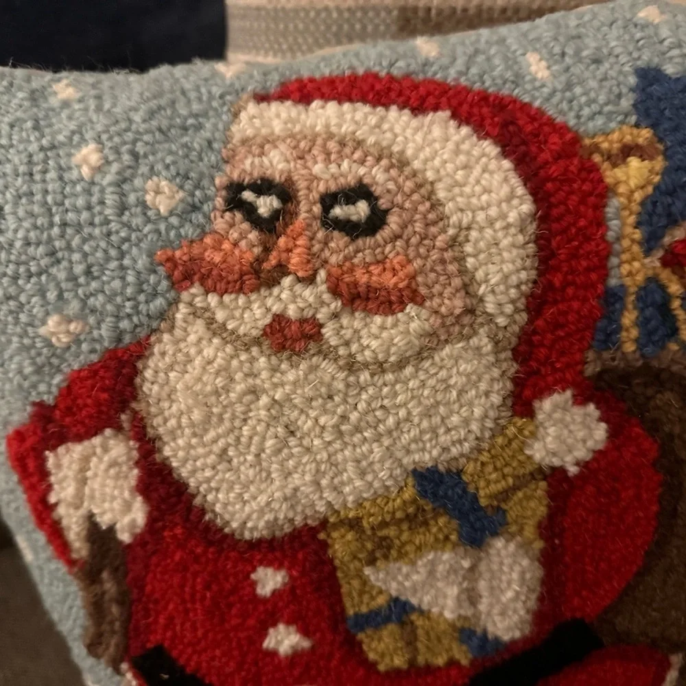 Pillow Needlecraft Wool Santa Christmas Peking 19x15.5 NWT‎
